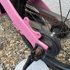 Ravi　子供用自転車　16インチ　ピンク　補助輪付き　カゴ付き　ピンク×クロの画像