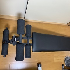 腹筋トレーニングベンチの画像
