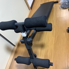 腹筋トレーニングベンチの画像