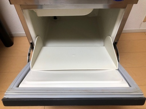 業務用製氷機　サンヨー　SIM-S28A