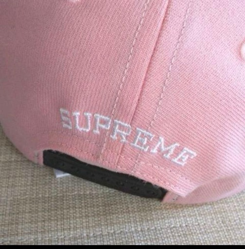 未使用品 チャンピオン　supreme コラボ　キャップ