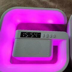 （ほぼ未使用ラスト1）bluetoothスピーカー！目覚まし、スマホワイヤレス充電、時計、充電式　③の画像