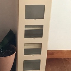 (お譲り先決まりました♪)可愛飾り棚　　　　 の画像