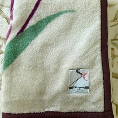1   少し厚手　少し大きめ　合わせ毛布(150×200)
