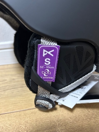 スキー　スノボ　anon ヘルメット　新品未使用