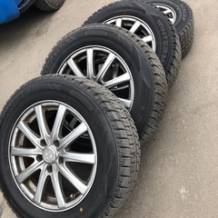 スタッドレスバリ山215/60/16の画像