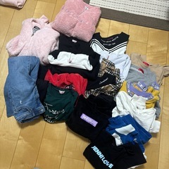 女の子服　25点