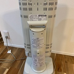 ダイキン ERFT11RS 遠赤外線ヒーター 電気ストーブ　首振り　の画像
