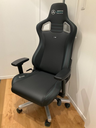 いす noblechairs EPIC Mercedes-AMG Petronas Formula One Team 2021 Edition