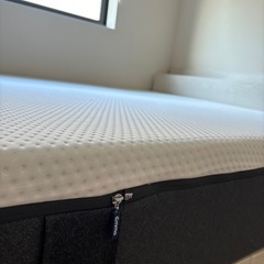 ベッドフレームの画像