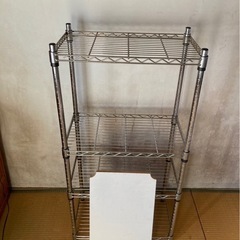 スチールラックの画像