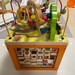 Battat (バタット) – 子供用 木製 アクティビティ キューブ –の画像