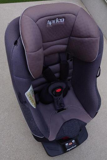 【取引完了】アップリカ チャイルドシート(ISOFIX)