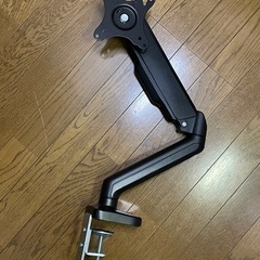 ガススプリング式モニターアームの画像