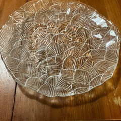 ガラスの大皿