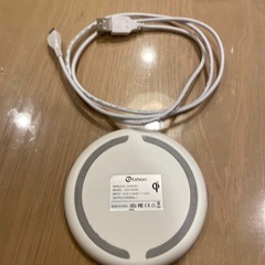 ワイヤレス充電器(コード付き)の画像