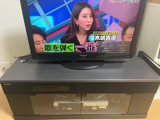 32インチTV、テレビボードセット