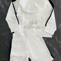 新品 ちびRady サイドラインセットアップ ハーフパンツ 背中ロゴ 110cmの画像