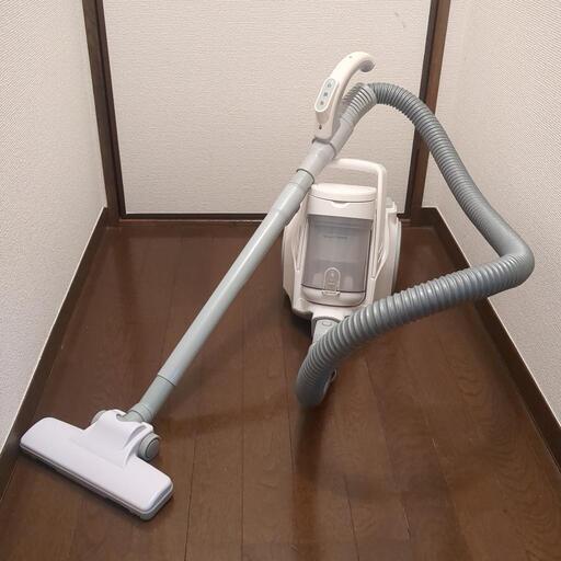 ニトリ　サイクロンクリーナー　掃除機　VCS33A15X