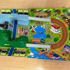 プラレール トーマス おでかけ立体マップの画像