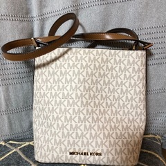 お早めに❗️美品　マイケルコース　ショルダーバッグ