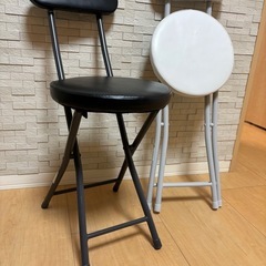 ニトリ 折りたたみイス 2個【名古屋市中区】の画像