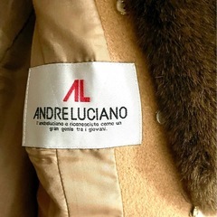 ANDRELUCIANO コートの画像