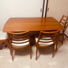 中古】葛飾区のダイニングテーブルを格安/激安/無料であげます
