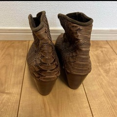 ショートブーツ　皮　ブーツの画像