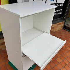 ■食器棚　白の画像