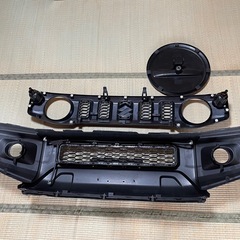 【値段交渉OK】スズキ ジムニーシエラ 純正フロントフェンダー グリル リアタイヤの画像