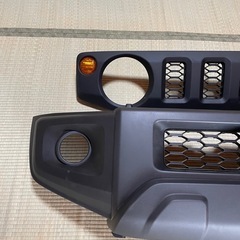 【値段交渉OK】スズキ ジムニーシエラ 純正フロントフェンダー グリル リアタイヤの画像