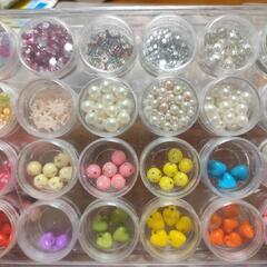 手芸パーツまとめ売り　スイーツデコ　ビーズアクセ金具などの画像