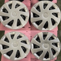 ダイハツ純正ホイール　キャップ付き　タントの画像