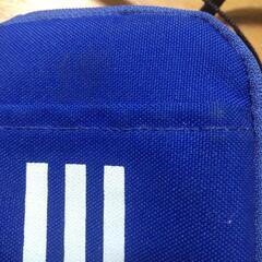 アディダス 子供 財布 スマホケースの画像