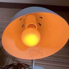M332  デスクライト ブルー レトロ タッチ式 明るさ３段階の画像