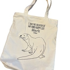 センバドー アニマルグラフィック トート Otter アイボリー...
