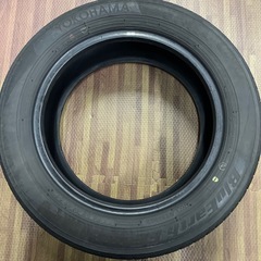 185/60R15 84H YOKOHAMAブルーアース　　