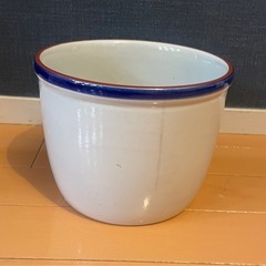 デンマーク製鉢カバー の画像