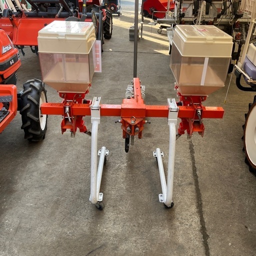 ✨サン機工✨テーラー用施肥機 SHE2L 増量ホッパー スタンド付✨美品✨麦播種機•トラクター•コンバイン•田植え機買取✨