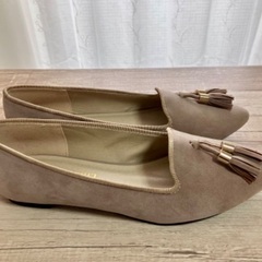 【未使用】タッセル付きパンプスの画像