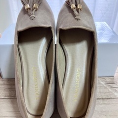 【未使用】タッセル付きパンプスの画像