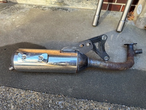 グランドアクシス G03 マフラー