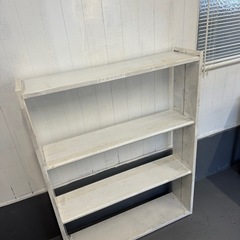 木製棚の画像