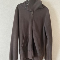 ジップパーカー
