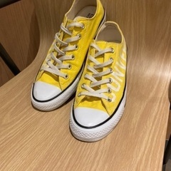 【 converse 】 黄・ロゴ 👟 ローカット，の画像