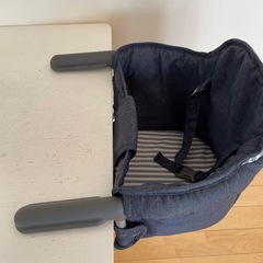 テーブルチェアの画像