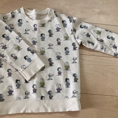 ユニクロ100cmトレーナー