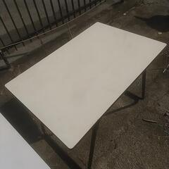 テーブル 折りたたみ式  2台の画像