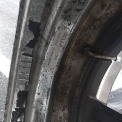 値段値下げ　エグゼキューターEX01 18インチ 9J+44×2本　8J+32×2本　5穴PCD100　タイヤ付き　傷ありの画像